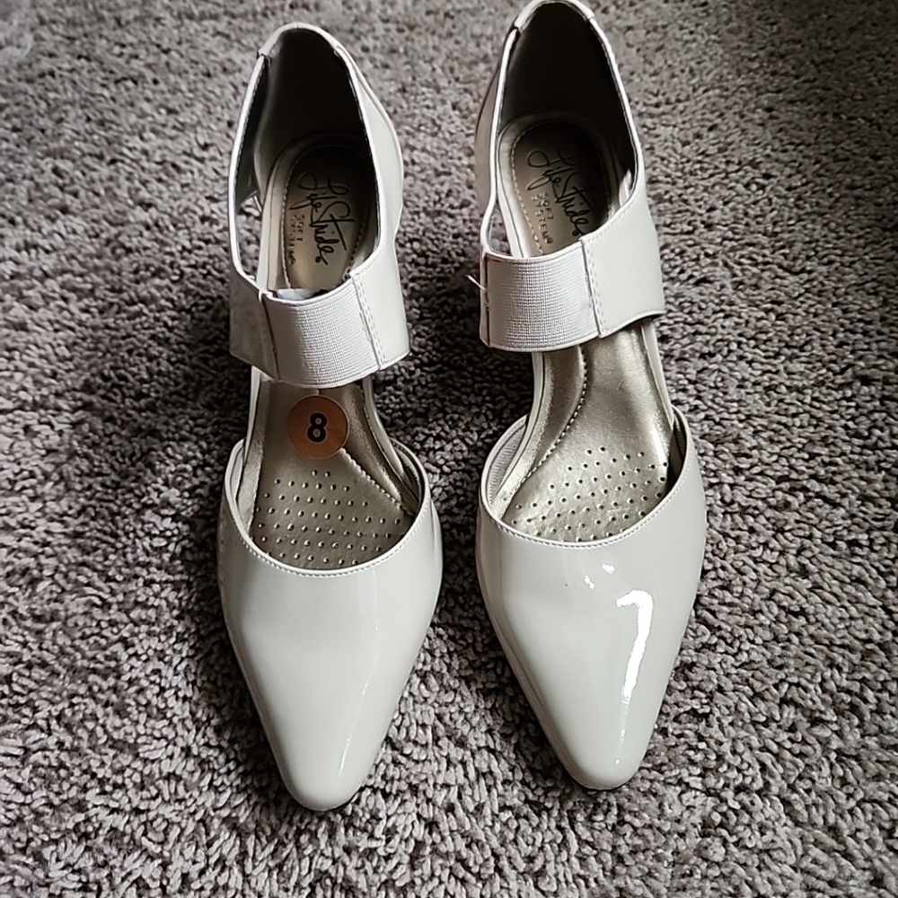 Life Stride Soft System Shoes Beige Classic Pumps Kelsey Sz 8